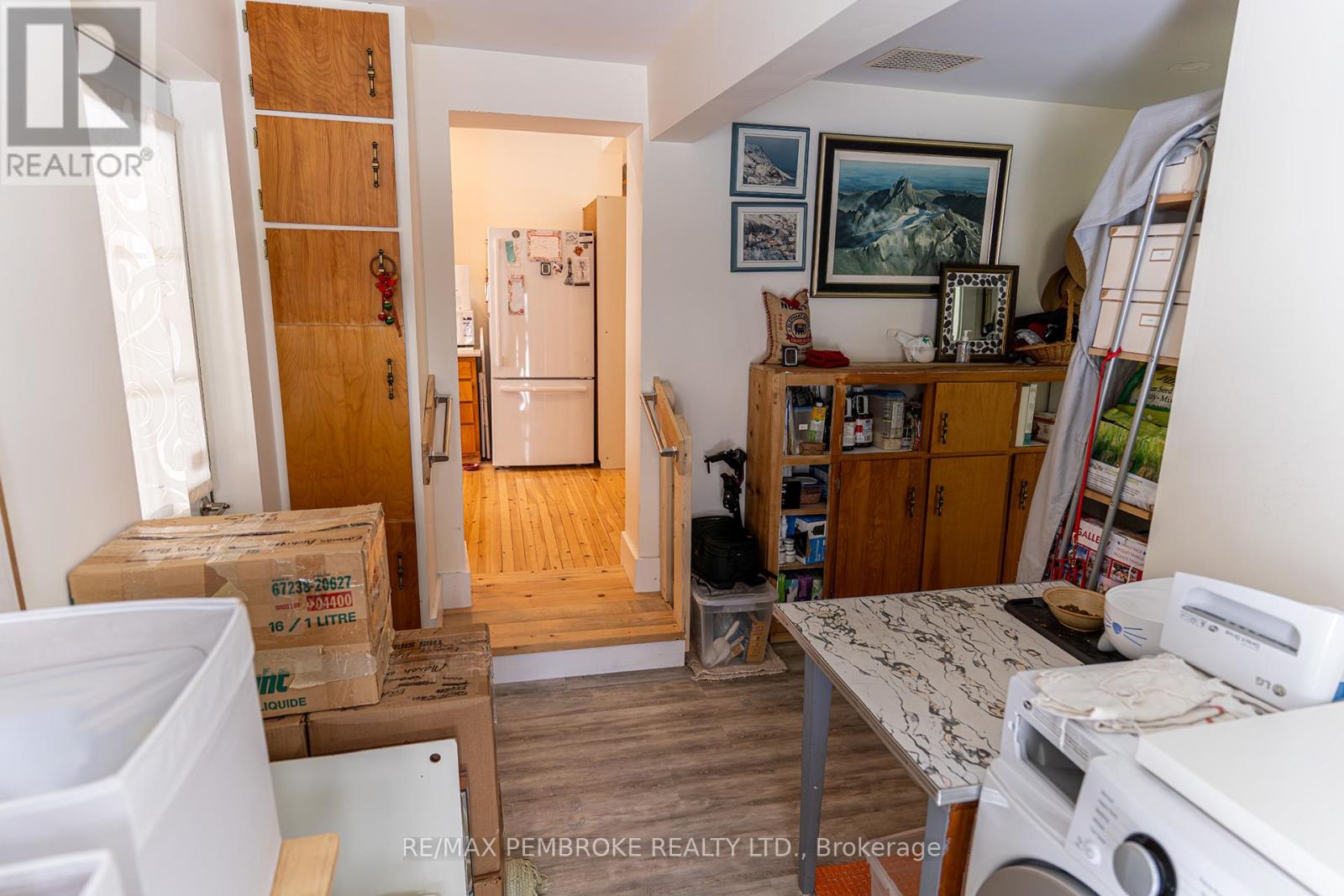 563 Perth Street, Pembroke, Ontario  K8A 6B7 - Photo 6 - X12889648