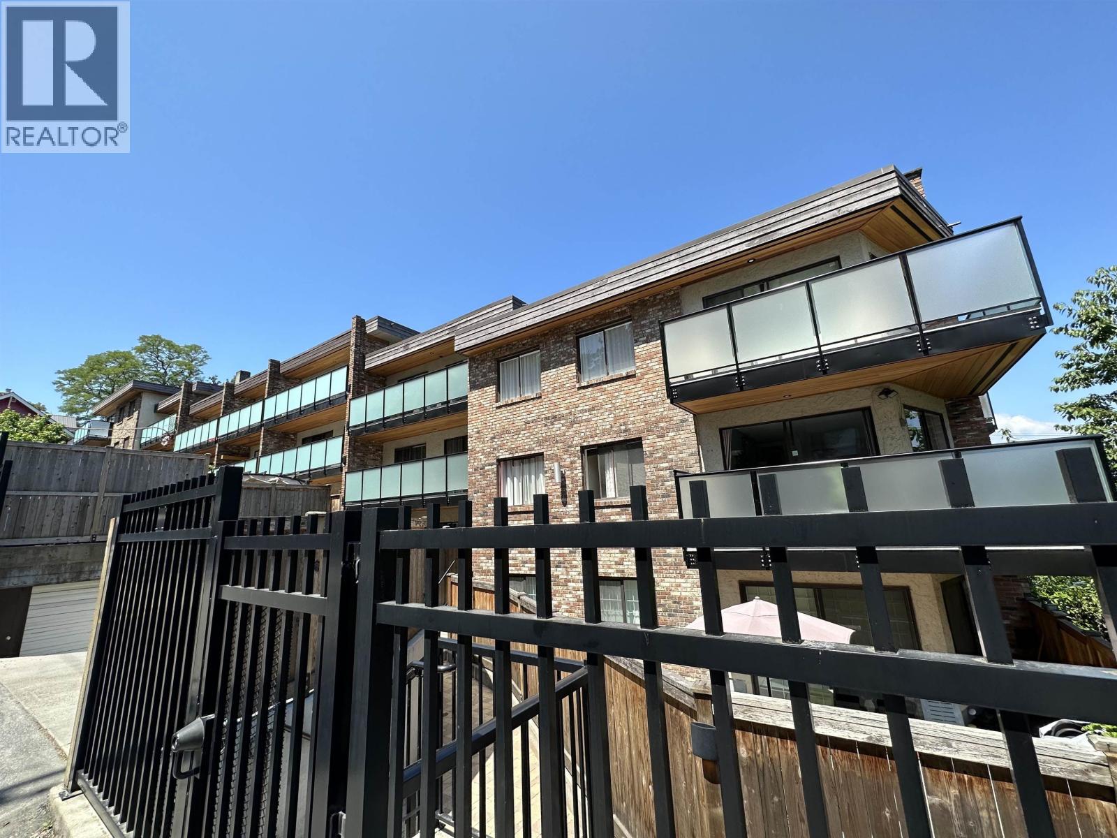 209 930 E 7th Avenue, Vancouver, British Columbia  V5T 1P6 - Photo 2 - R3100309