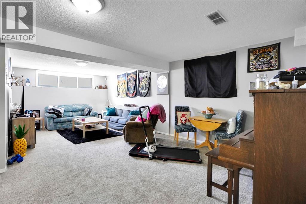 94 Inverness Park Se, Calgary, Alberta  T2Z 3E1 - Photo 16 - A2292121