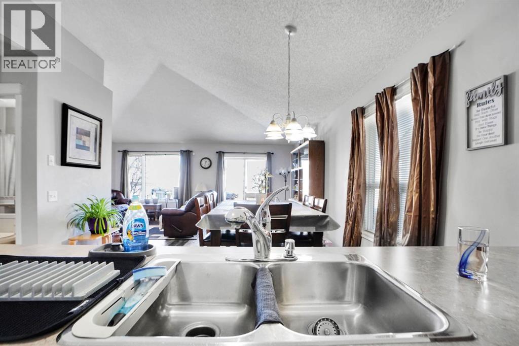 94 Inverness Park Se, Calgary, Alberta  T2Z 3E1 - Photo 9 - A2292121