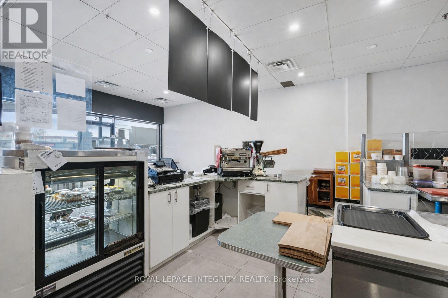 #12 - 250 Greenbank Road, Ottawa, Ontario  K2H 8X4 - Photo 13 - X12889636