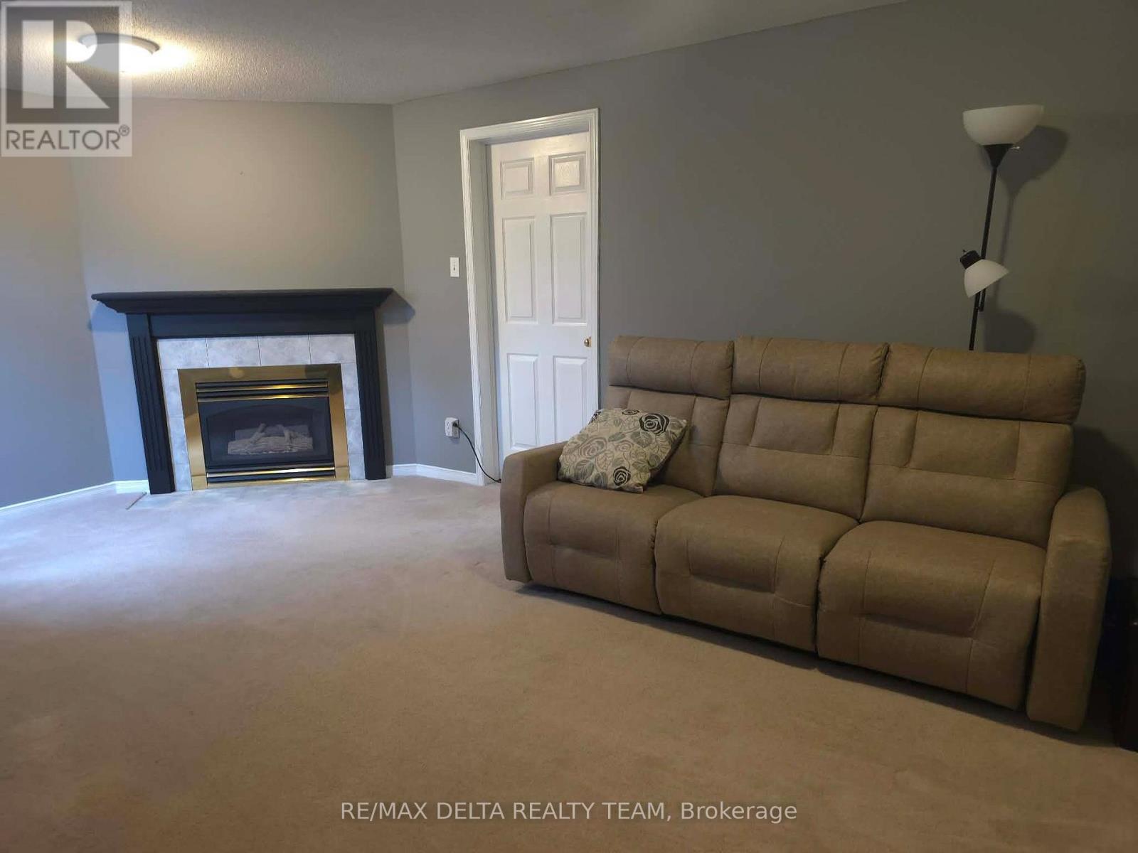 1502 Bonneville Crescent, Ottawa, Ontario  K1C 7N1 - Photo 15 - X12889660