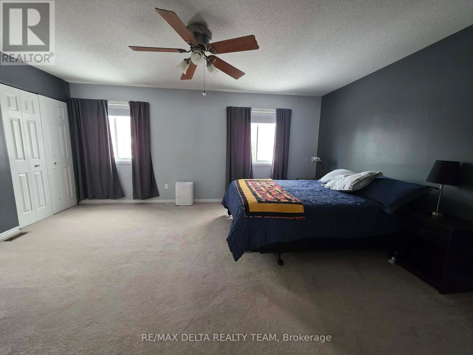 1502 Bonneville Crescent, Ottawa, Ontario  K1C 7N1 - Photo 9 - X12889660