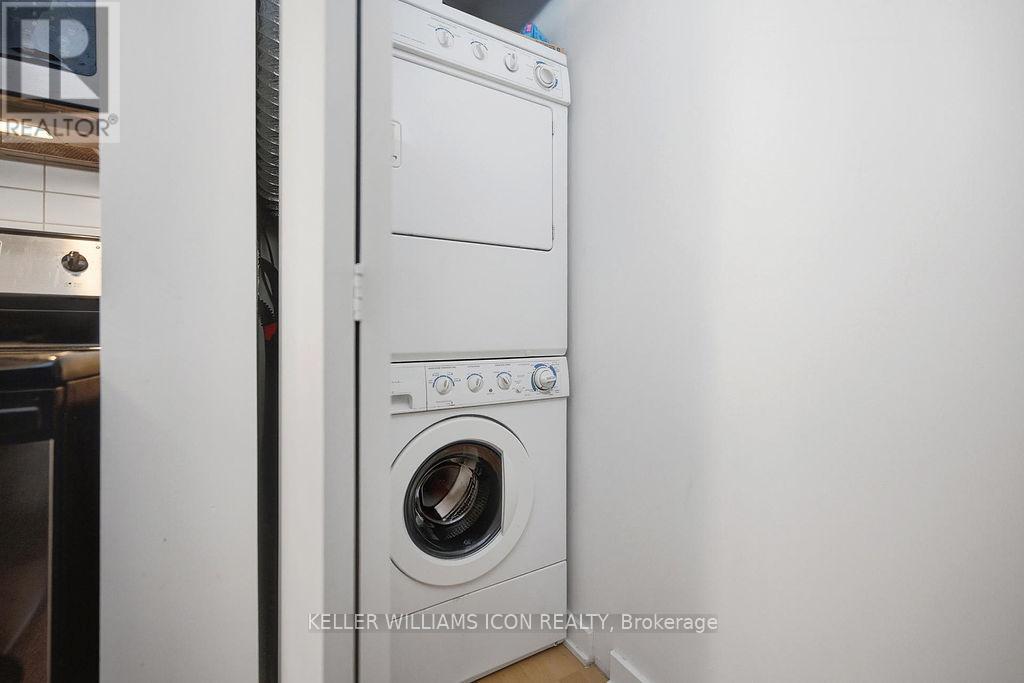 1301 - 324 Laurier Avenue W, Ottawa, Ontario  K1P 0A4 - Photo 23 - X12889674