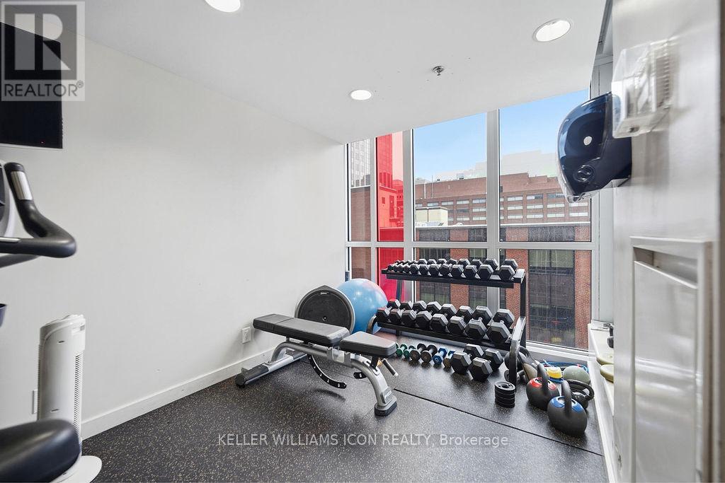 1301 - 324 Laurier Avenue W, Ottawa, Ontario  K1P 0A4 - Photo 29 - X12889674