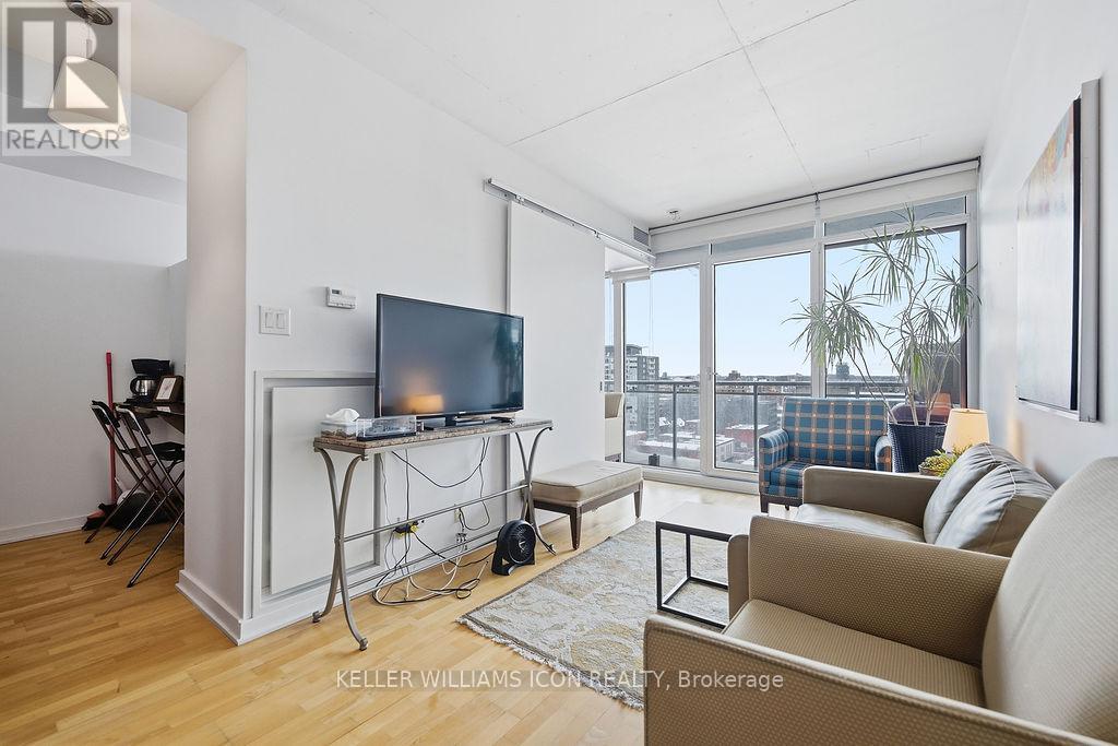 1301 - 324 Laurier Avenue W, Ottawa, Ontario  K1P 0A4 - Photo 14 - X12889676