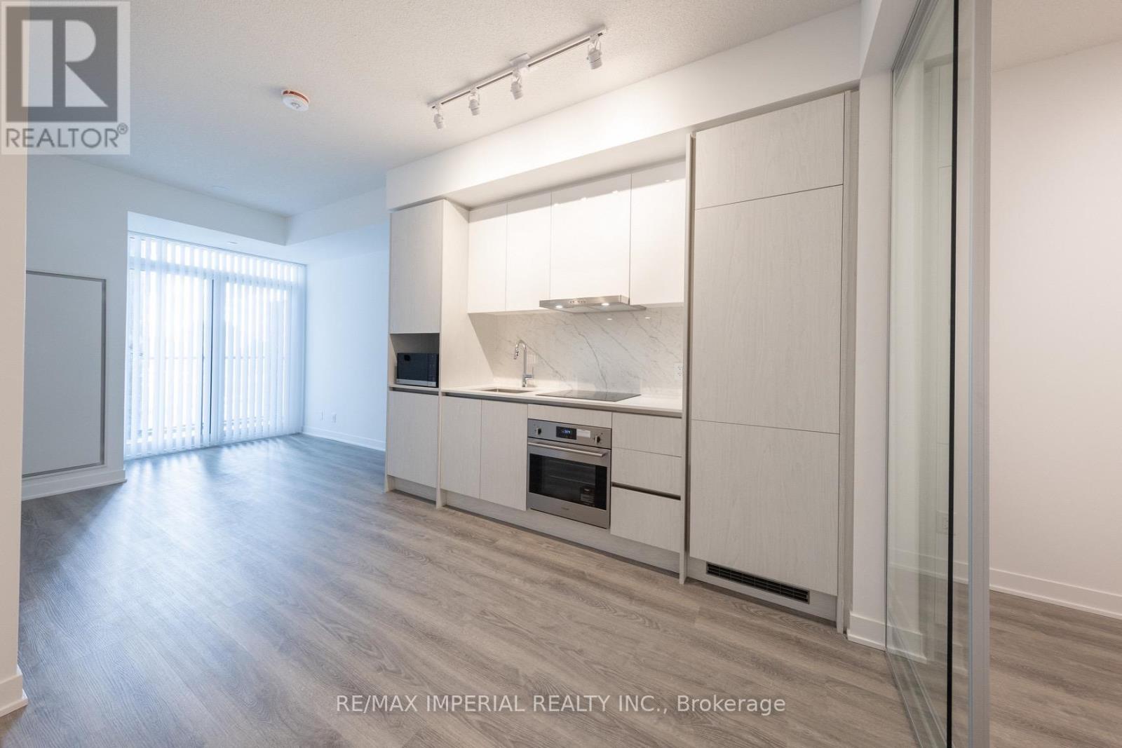 710 - 180 Front Street E, Toronto (Moss Park), Ontario  M5A 0K9 - Photo 7 - C12808332