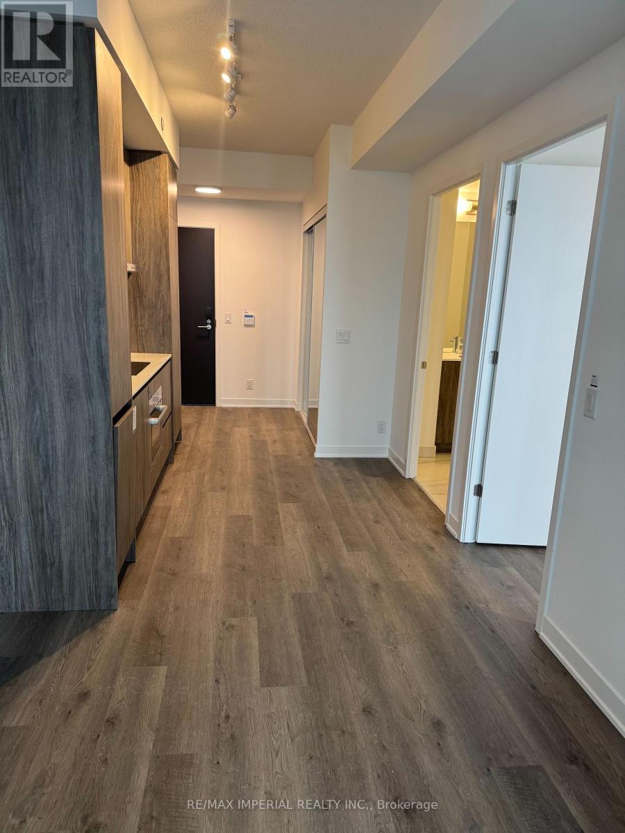 2815 - 180 Front Street E, Toronto, Ontario  M5A 0A9 - Photo 10 - C12886528