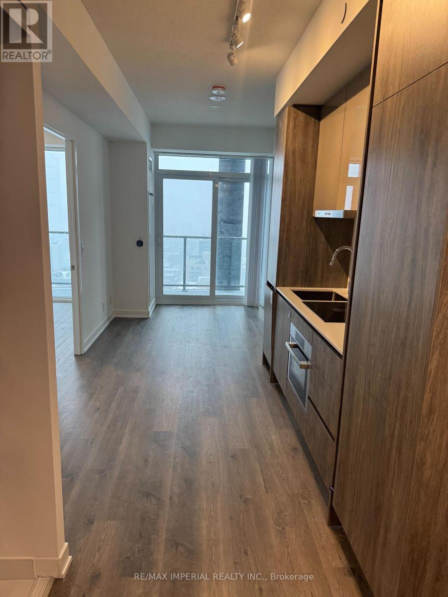 2815 - 180 Front Street E, Toronto, Ontario  M5A 0A9 - Photo 9 - C12886528