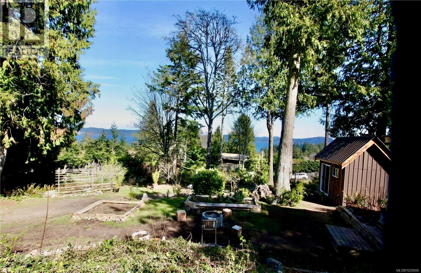 174 Victoria St, Salt Spring, British Columbia  V8K 1P3 - Photo 13 - 1029006