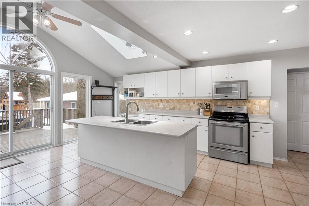 453 Glancaster Road, Glanbrook, Ontario  L0R 1W0 - Photo 11 - 40805396