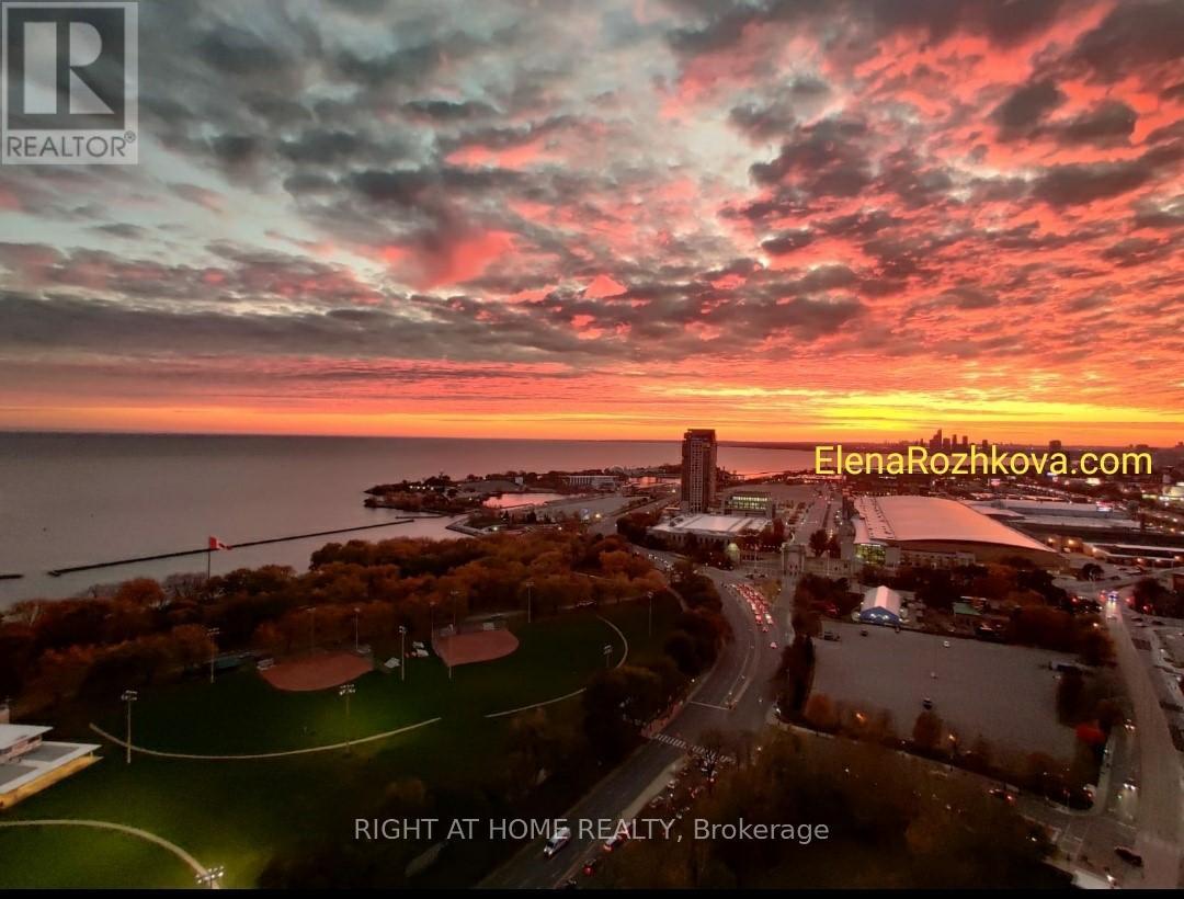 2306 - 215 Fort York Boulevard, Toronto, Ontario  M5V 4A2 - Photo 6 - C12889646