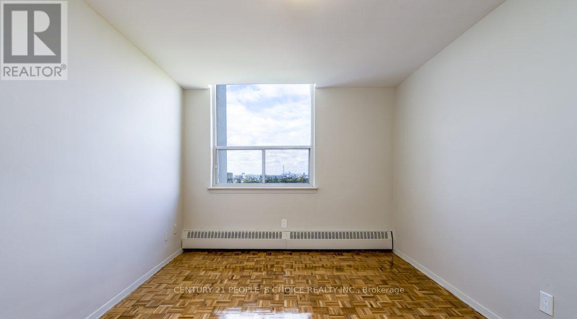 702 - 30 Gilder Drive, Toronto (Eglinton East), Ontario  M1K 4P6 - Photo 10 - E12889634