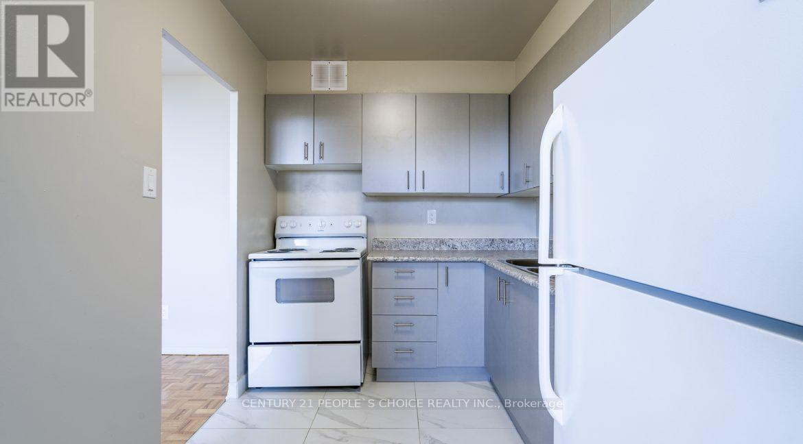 702 - 30 Gilder Drive, Toronto (Eglinton East), Ontario  M1K 4P6 - Photo 6 - E12889634