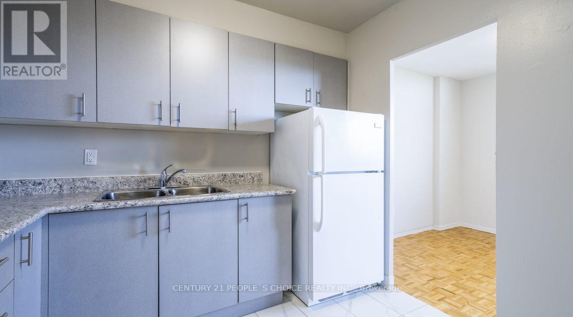 702 - 30 Gilder Drive, Toronto (Eglinton East), Ontario  M1K 4P6 - Photo 7 - E12889634