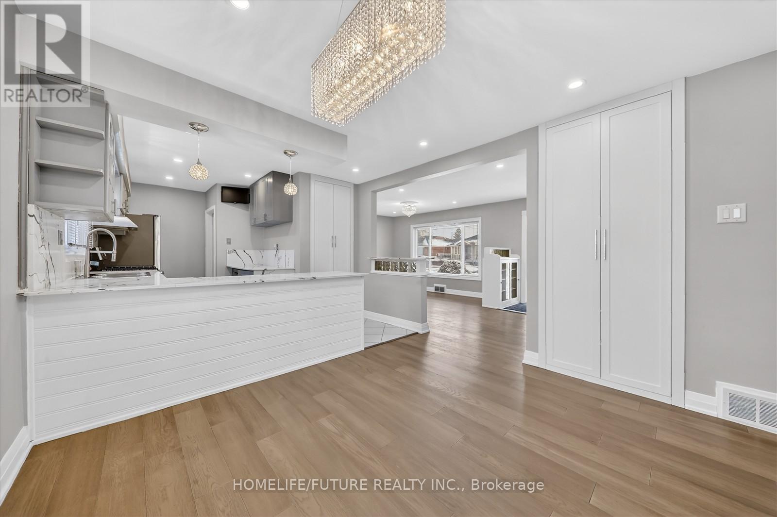 83 Pachino Boulevard, Toronto, Ontario  M1R 4J8 - Photo 13 - E12889658