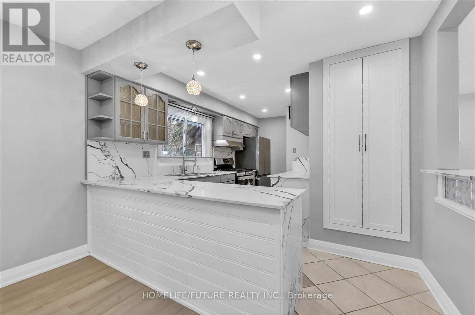 83 Pachino Boulevard, Toronto, Ontario  M1R 4J8 - Photo 14 - E12889658