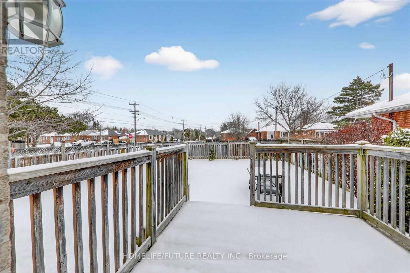 83 Pachino Boulevard, Toronto, Ontario  M1R 4J8 - Photo 24 - E12889658