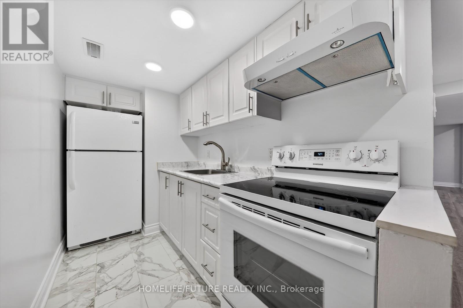 83 Pachino Boulevard, Toronto, Ontario  M1R 4J8 - Photo 30 - E12889658