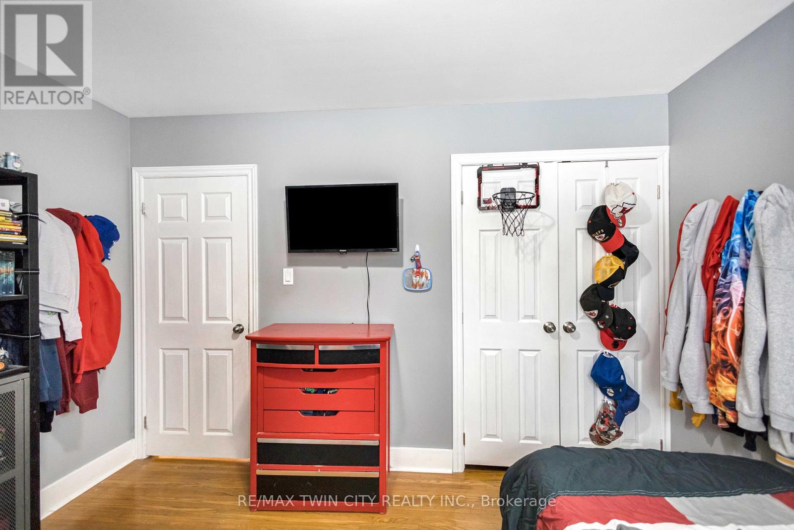 453 Glancaster Road, Hamilton, Ontario  L0R 1W0 - Photo 16 - X12796154