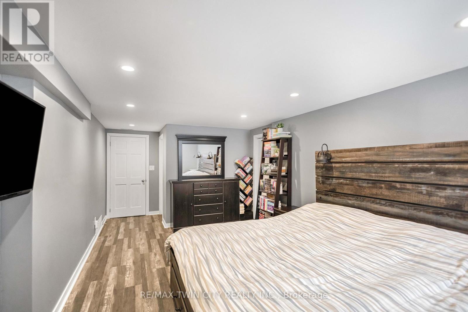 453 Glancaster Road, Hamilton, Ontario  L0R 1W0 - Photo 28 - X12796154