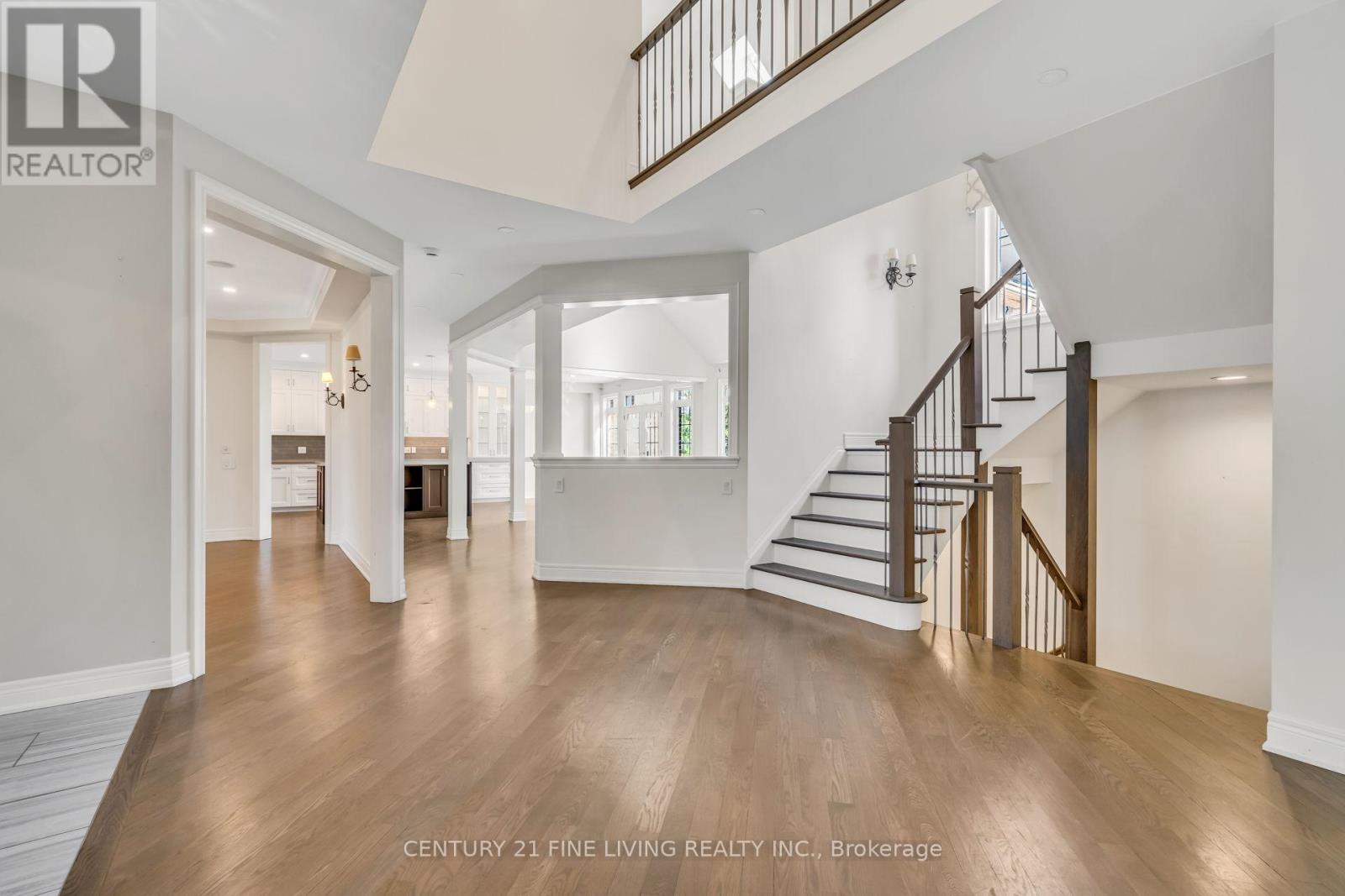 5 Classic Drive, Brampton, Ontario  L6Y 5G9 - Photo 6 - W12889220