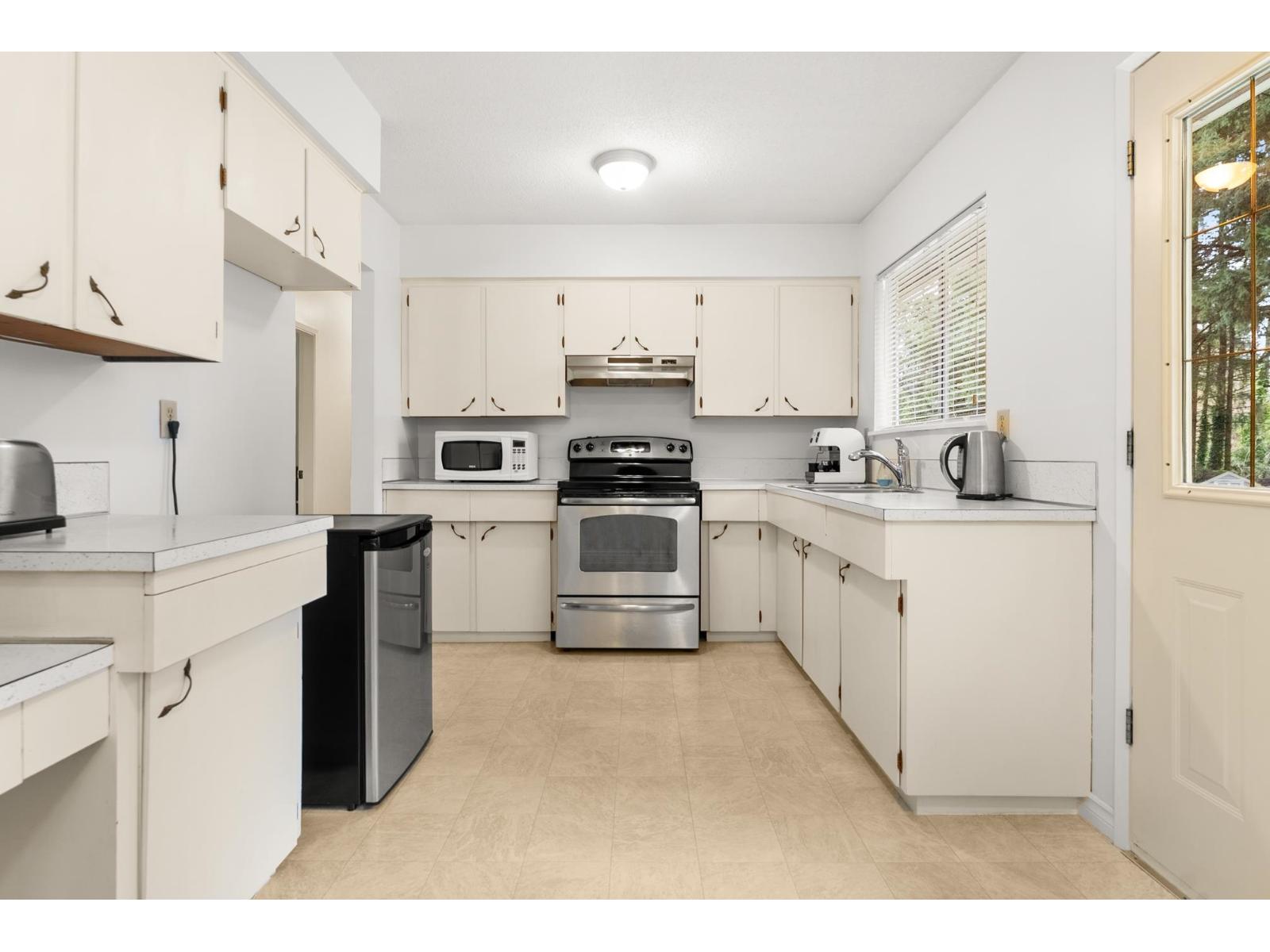 7451 113 Street, Delta, British Columbia  V4C 5B2 - Photo 11 - R3099189