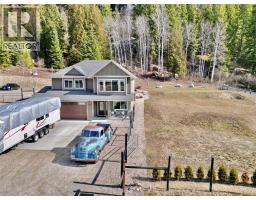 1953 SANDY Road, Castlegar, British Columbia