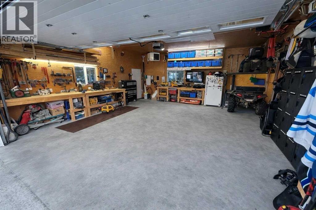 201 James River Ridge, Rural Clearwater County, Alberta  T0M 1C0 - Photo 37 - A2293265