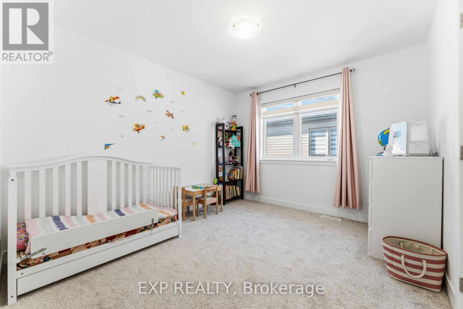 609 Putney Crescent, Ottawa, Ontario  K2S 2N6 - Photo 30 - X12845676