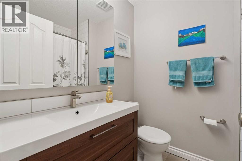 9724 Oakhill Drive Sw, Calgary, Alberta  T2V 3W5 - Photo 22 - A2290571