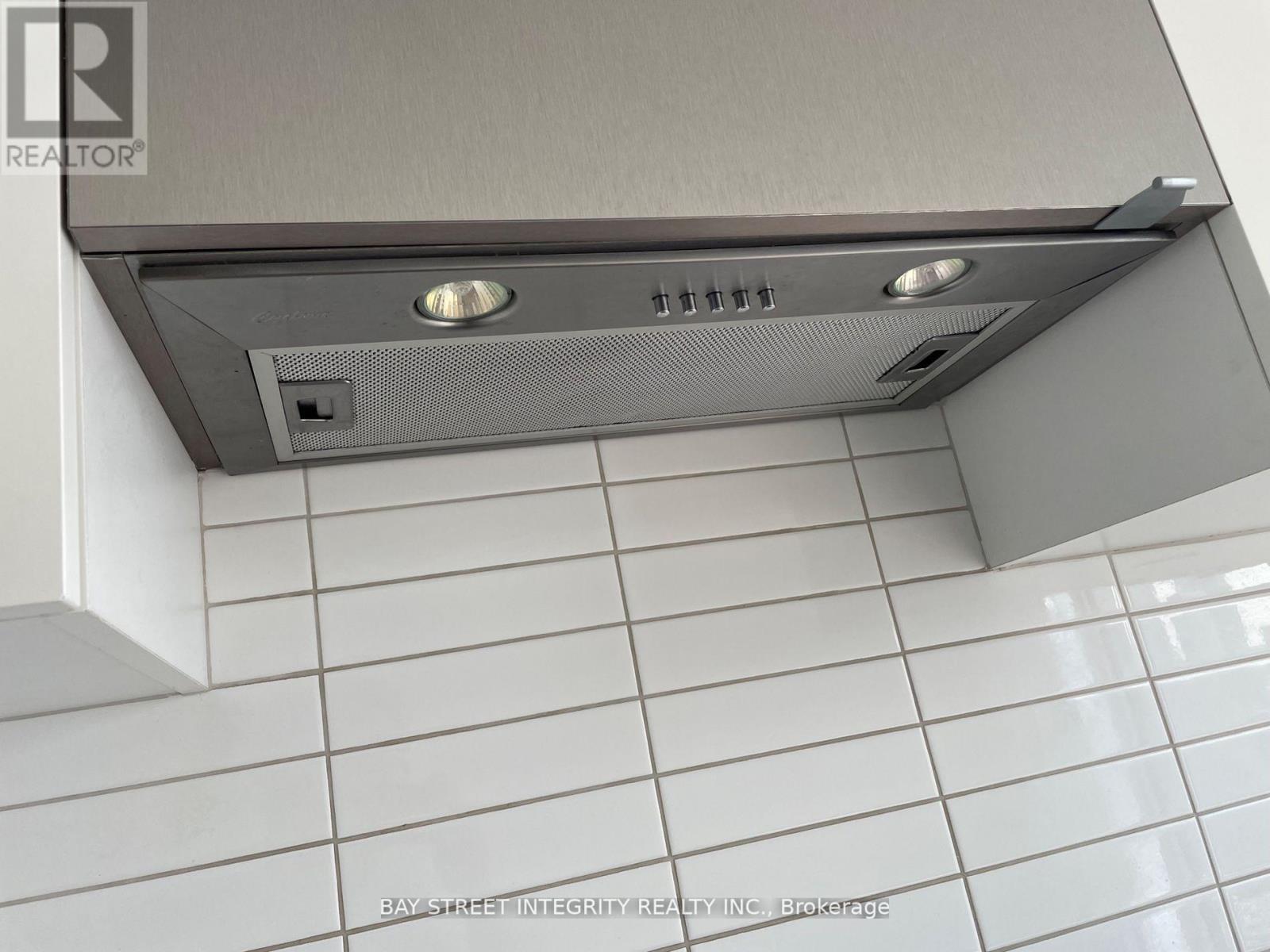 3907 - 251 Jarvis Street, Toronto (Church-Yonge Corridor), Ontario  M5B 0C3 - Photo 6 - C12889724