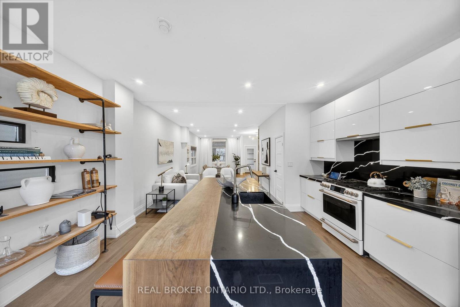 143 Parkmount Road, Toronto, Ontario  M4J 4V3 - Photo 12 - E12889704