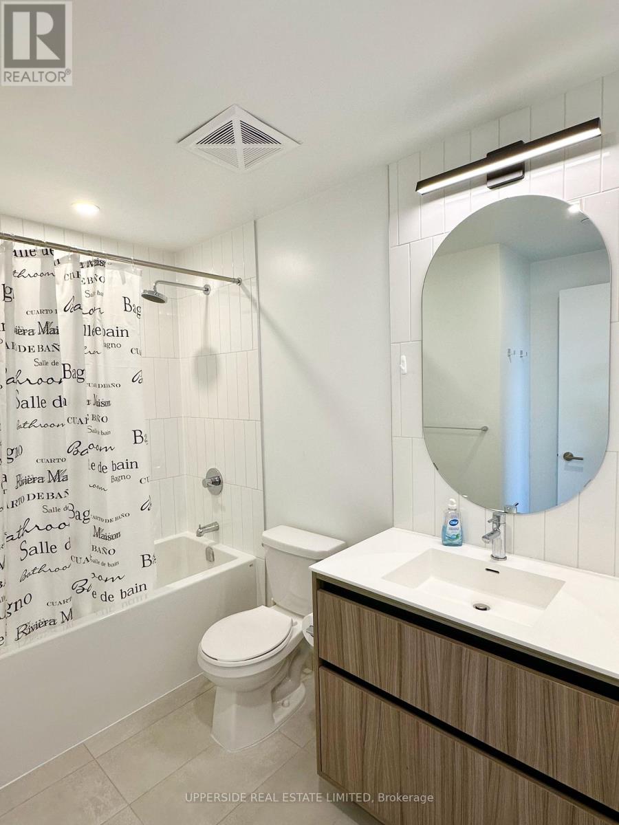 C504 - 8 Beverley Glen Boulevard, Vaughan, Ontario L6A 0M6 - Photo 11 - N12746634