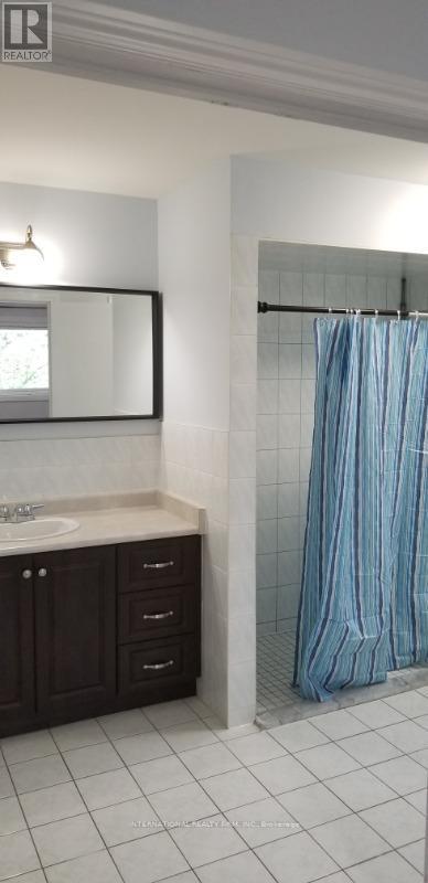 (Main) - 43 Quaker Ridge Road, Vaughan, Ontario  L4K 2E5 - Photo 6 - N12889700