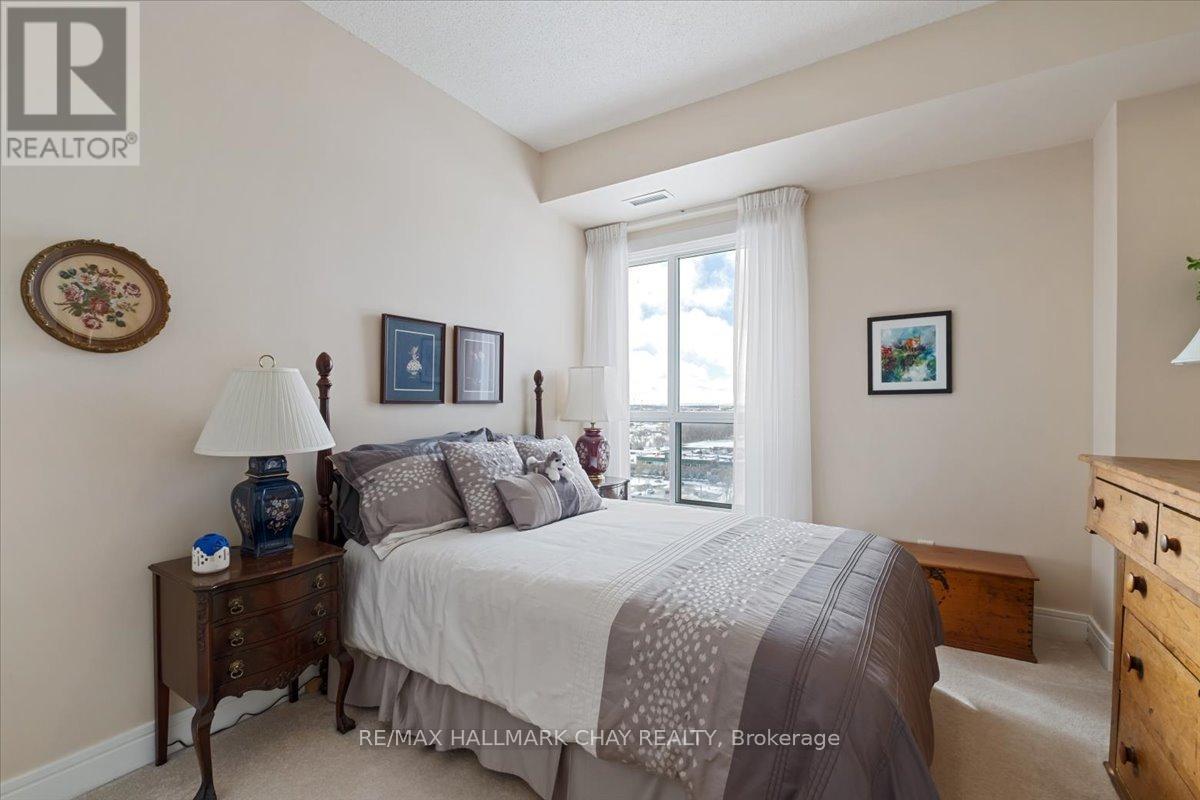 1404 - 2 Toronto Street, Barrie (City Centre), Ontario  L4N 9R2 - Photo 27 - S12889694
