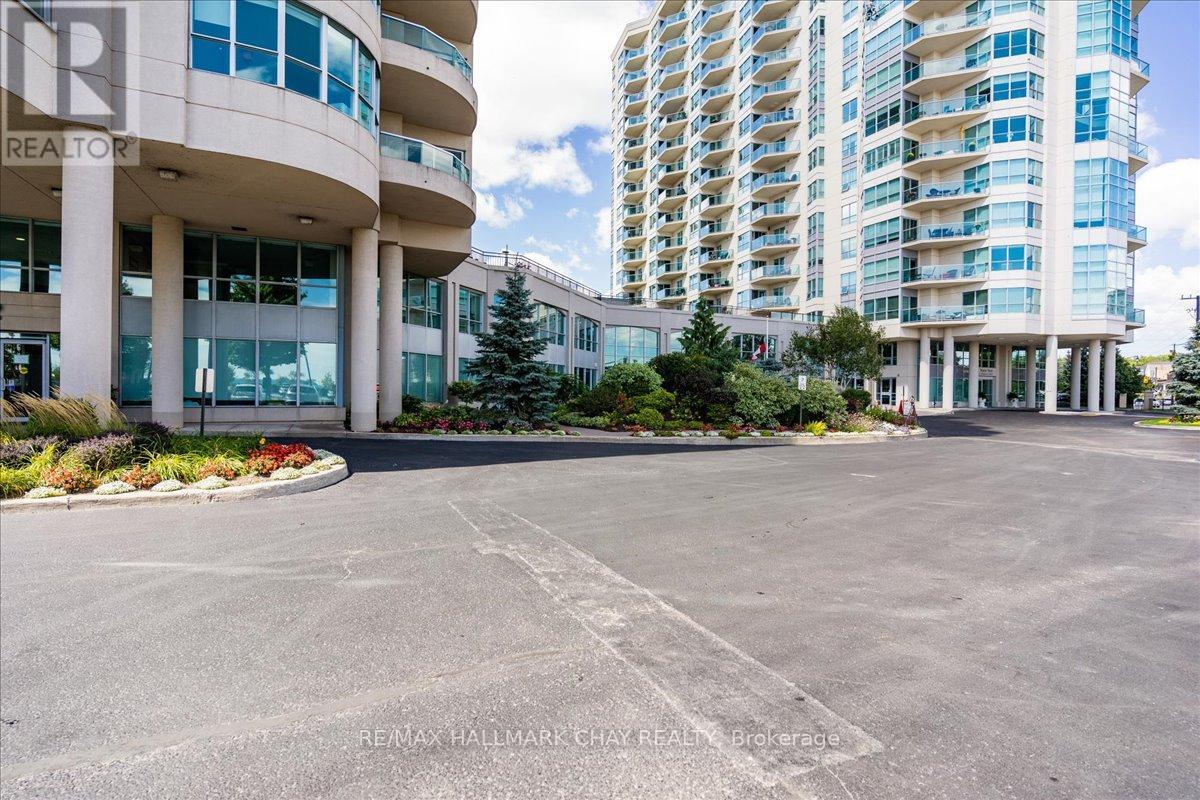 1404 - 2 Toronto Street, Barrie (City Centre), Ontario  L4N 9R2 - Photo 3 - S12889694