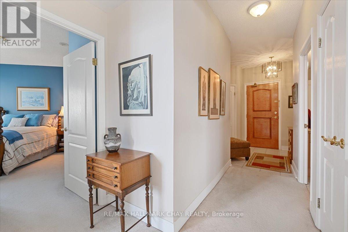 1404 - 2 Toronto Street, Barrie (City Centre), Ontario  L4N 9R2 - Photo 9 - S12889694