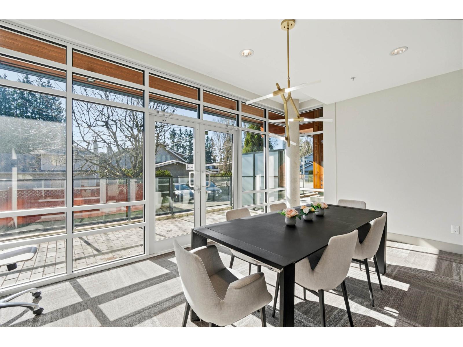 313 14022 North Bluff Road, White Rock, British Columbia  V4B 0B7 - Photo 13 - R3099682