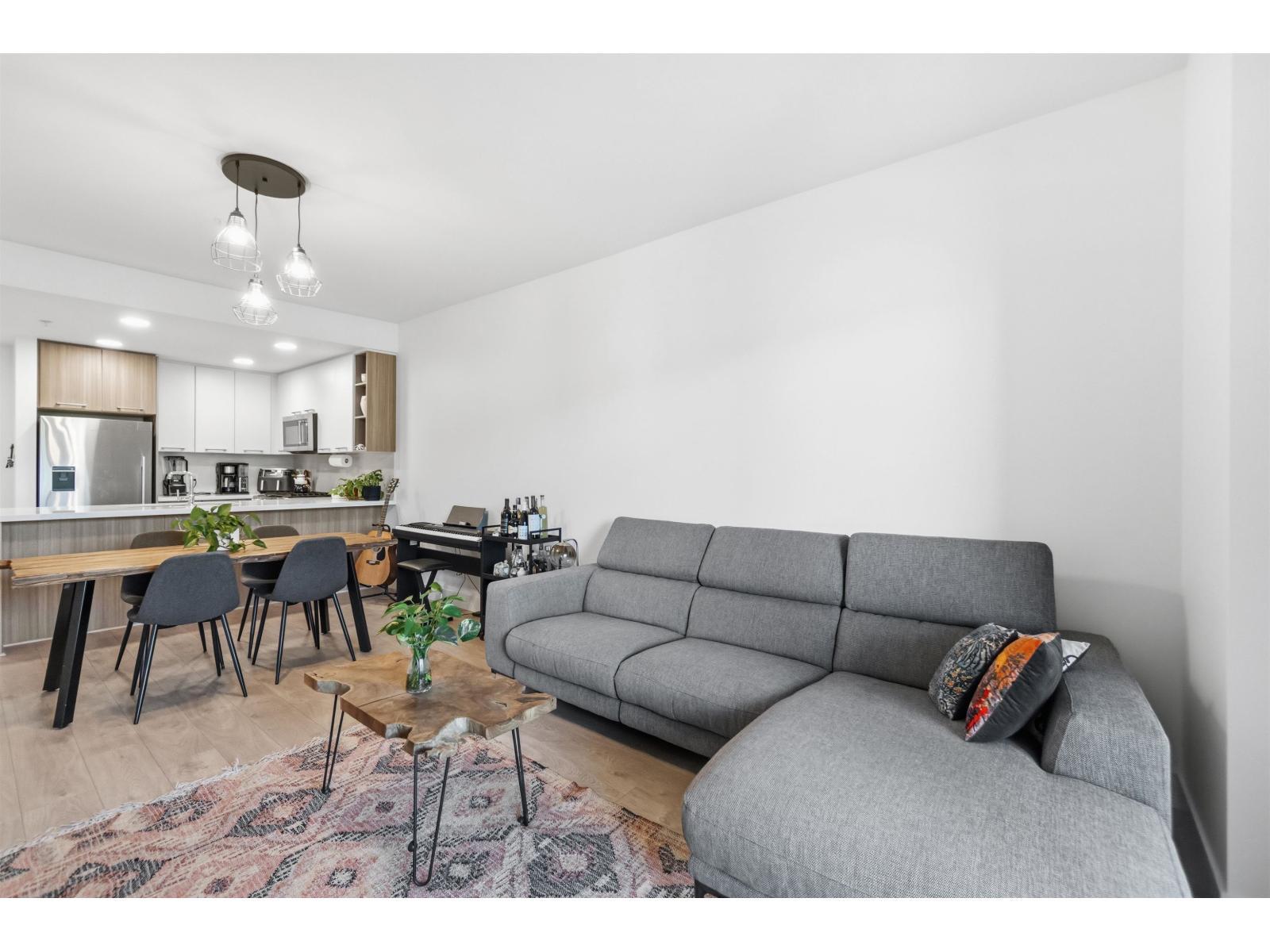 313 14022 North Bluff Road, White Rock, British Columbia  V4B 0B7 - Photo 4 - R3099682