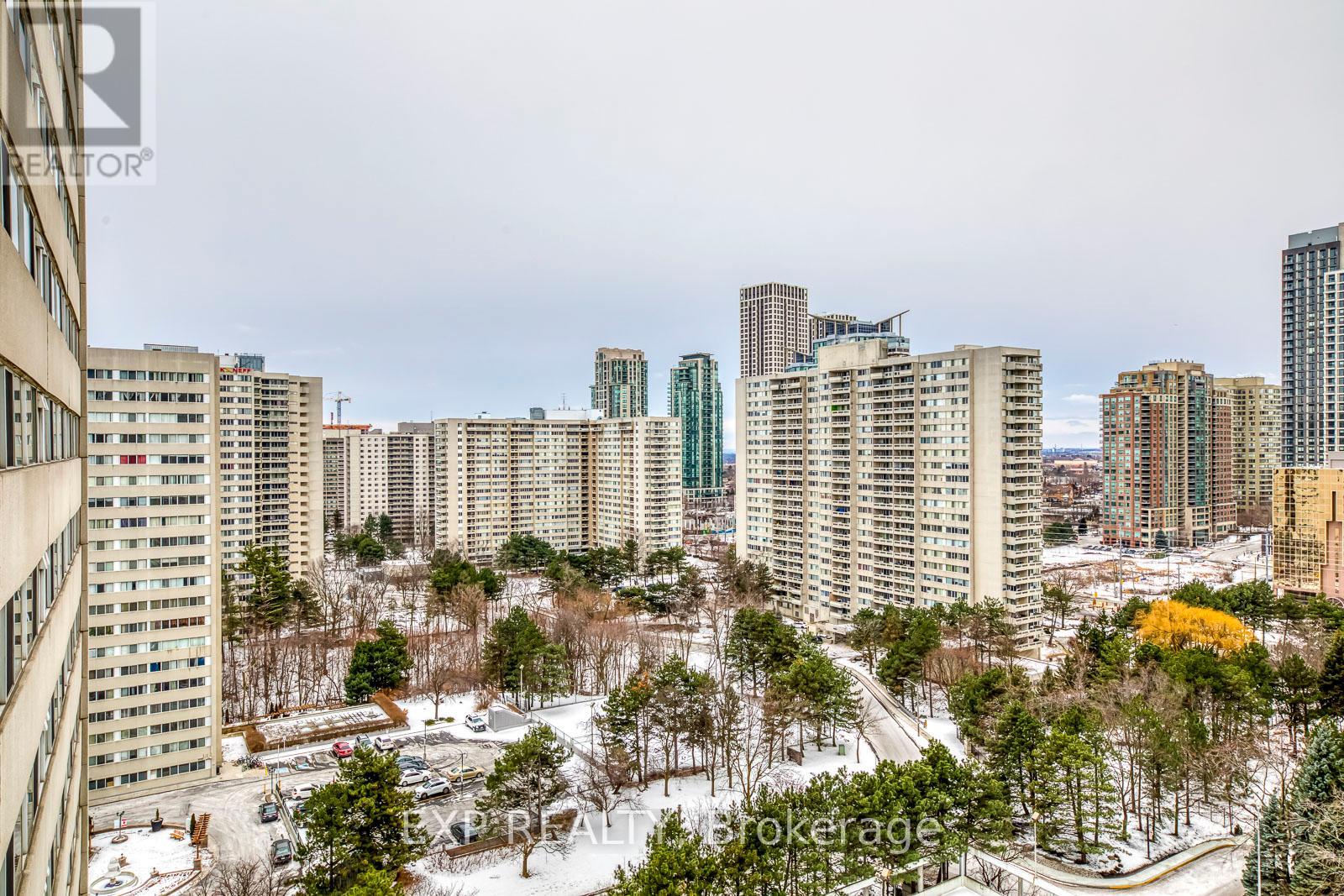 1705 - 3700 Kaneff Crescent, Mississauga, Ontario  L5A 4B8 - Photo 28 - W12889698