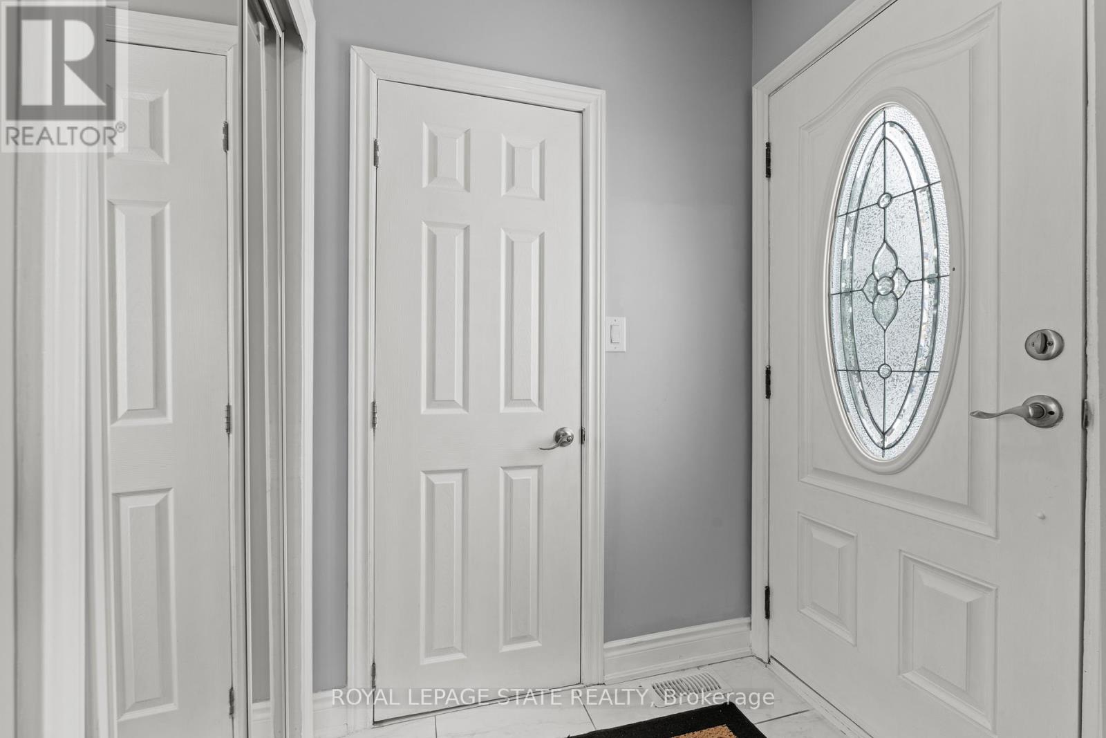 15 Millen Avenue, Hamilton, Ontario  L9A 2T5 - Photo 9 - X12889718