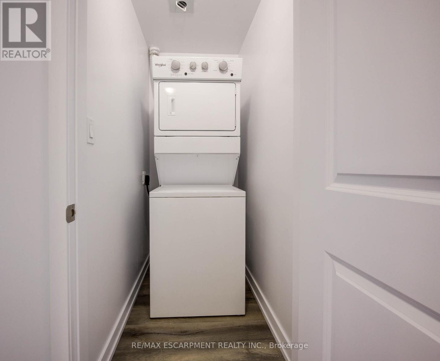 234 - 10 Mallard Trail, Hamilton, Ontario  L8B 2A7 - Photo 8 - X12889722