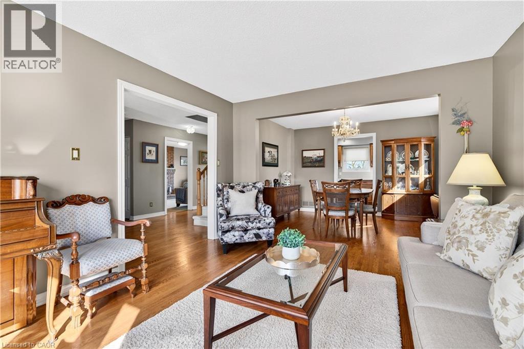 2378 Arnold Crescent, Burlington, Ontario  L7P 4G3 - Photo 8 - 40810943