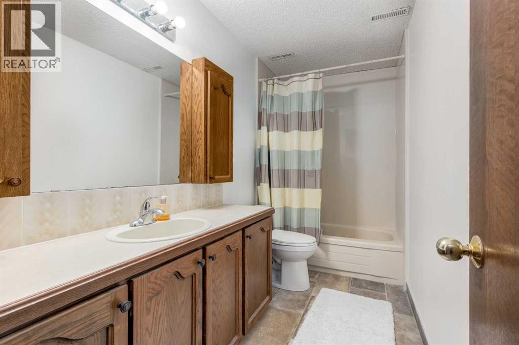 76 Sunmount Road Se, Calgary, Alberta  T2X 2M7 - Photo 28 - A2291608