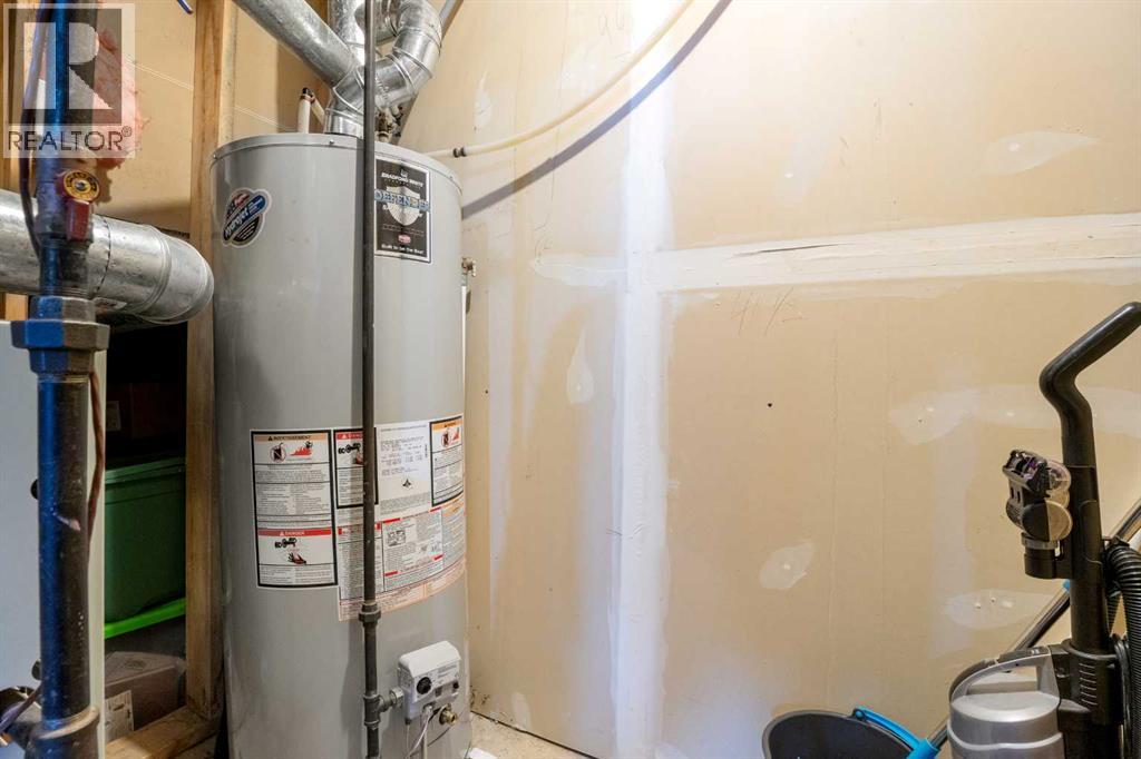 31 Ross Place, Crossfield, Alberta  T0M 0S0 - Photo 24 - A2292693