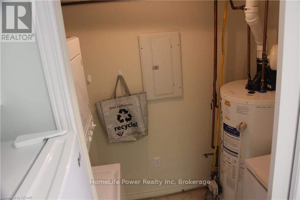 211 - 20 St George Street, Kitchener, Ontario  N2G 2S7 - Photo 15 - X12889740