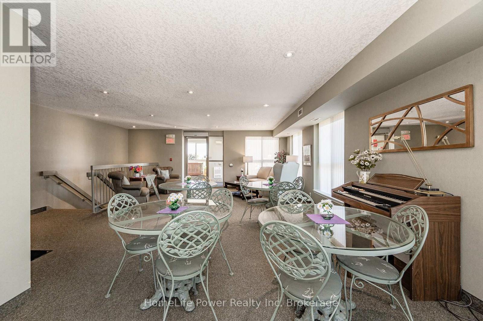 211 - 20 St George Street, Kitchener, Ontario  N2G 2S7 - Photo 36 - X12889740