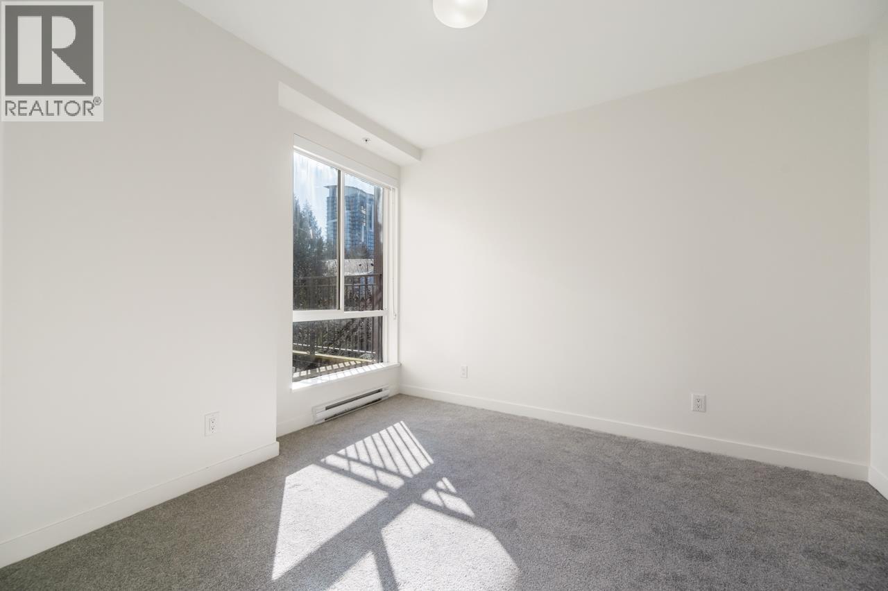 215 5460 Broadway, Burnaby, British Columbia  V5B 0B4 - Photo 9 - R3100229