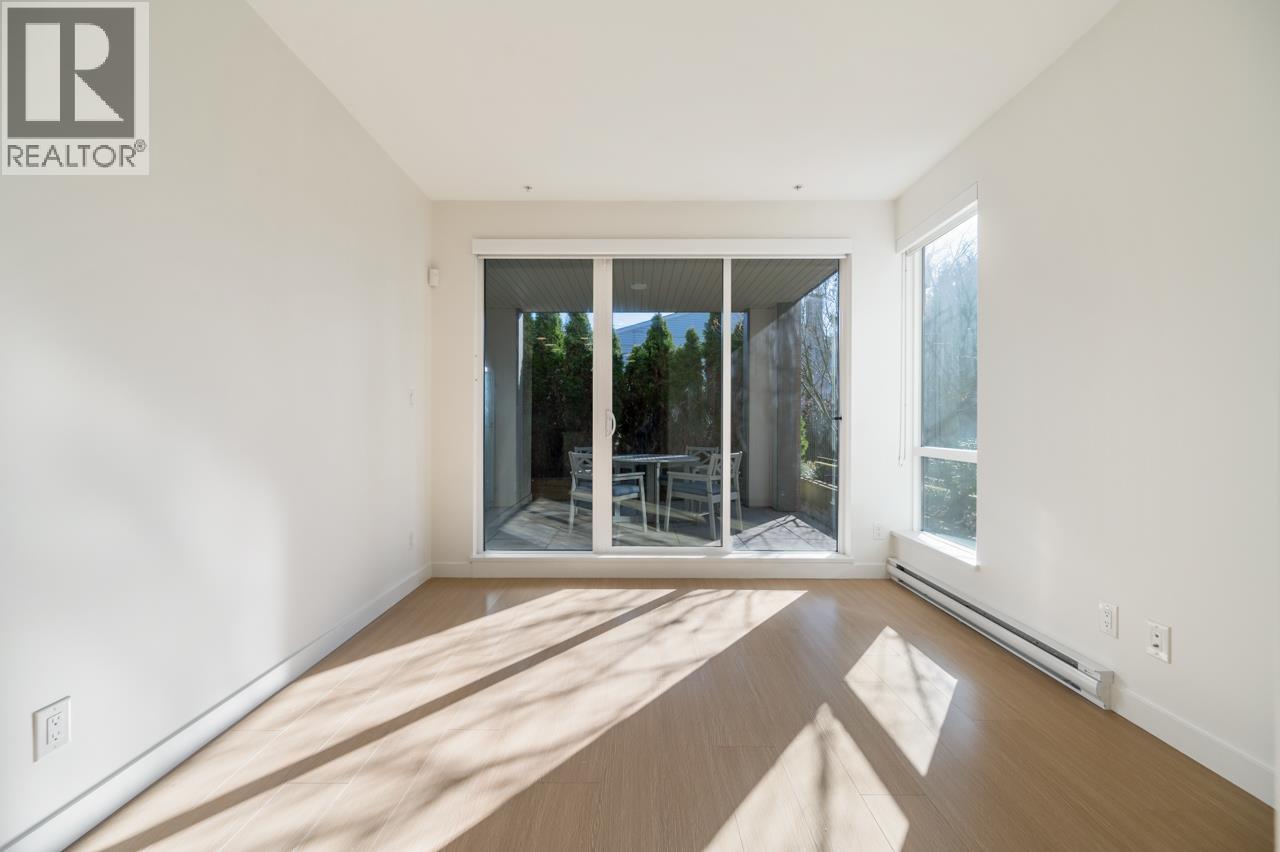 215 5460 Broadway, Burnaby, British Columbia  V5B 0B4 - Photo 8 - R3100229